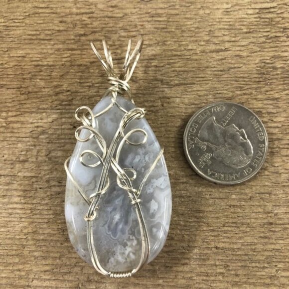 Crazy Lace Chalcedony Agate Necklace Pendant - Picture 2 of 5